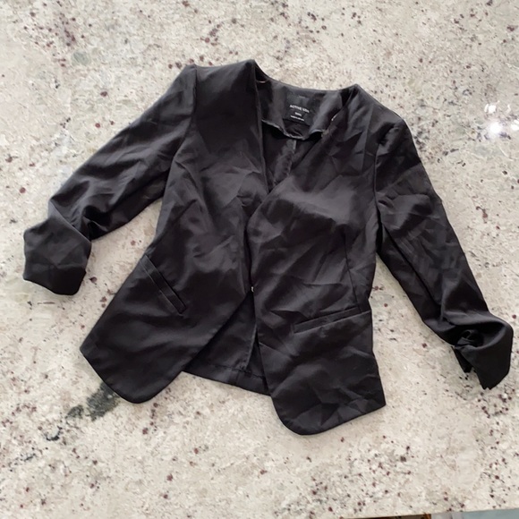 Black Blazer - Picture 2 of 4